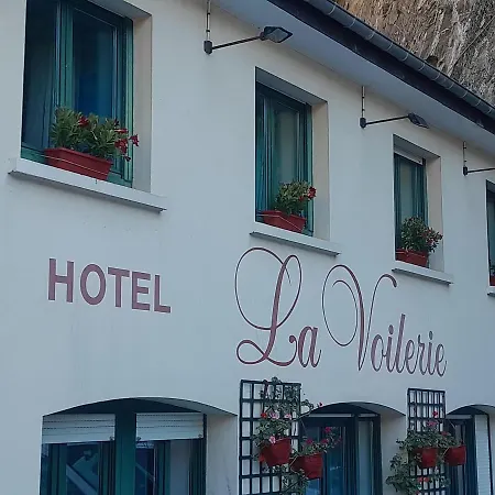 La Voilerie Bord De Cancale